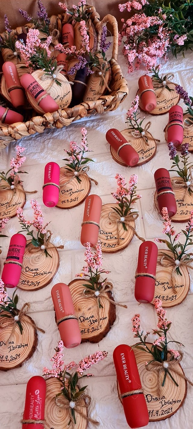 Ahlam gifts
